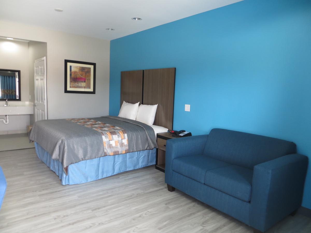 Haven Inn & Suites Willowbrook (Adults Only) Houston Bagian luar foto